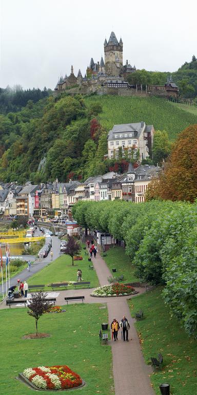 Moselland Hotel Im Enderttal Zum Onkel Willi Cochem Exterior foto